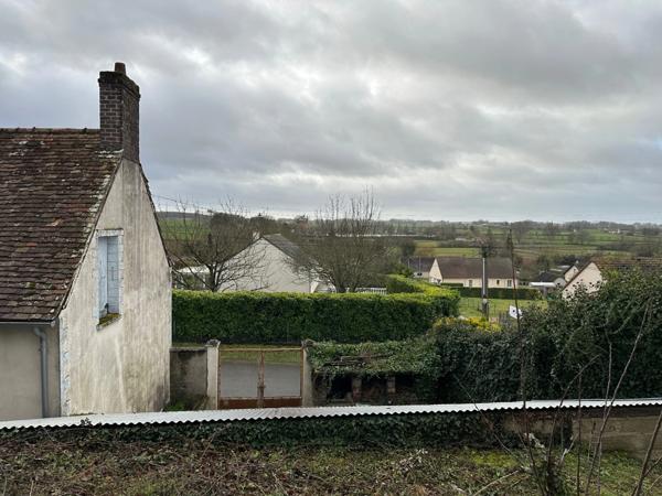 🏡 À Mayet : Maison de village de 101 m² – Terrain