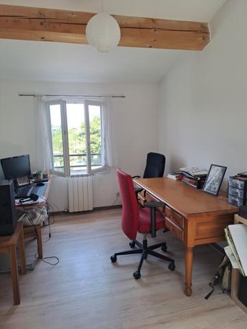 PERTUIS, Appt T4 Duplex + Garage + Parking