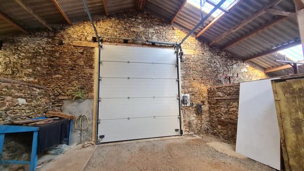 Maison
         1 pièce
        - 320 m² Exclusivité