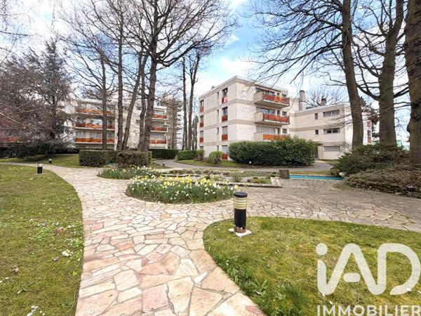 Appartement à vendre 6 pièces 141 m² Le Plessis-Robinson