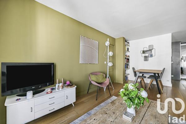 Appartement 3 pièces de 70 m² à Paris (75015)