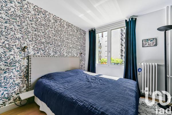 Appartement 3 pièces de 70 m² à Paris (75015)