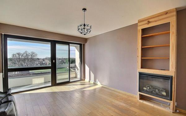 Appartement à vendre    3 pièces • 76,69 m2 Pau