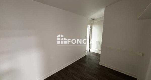 À vendre Local commercial 55 m² - Villeurbanne 69100