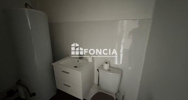 À vendre Local commercial 55 m² - Villeurbanne 69100