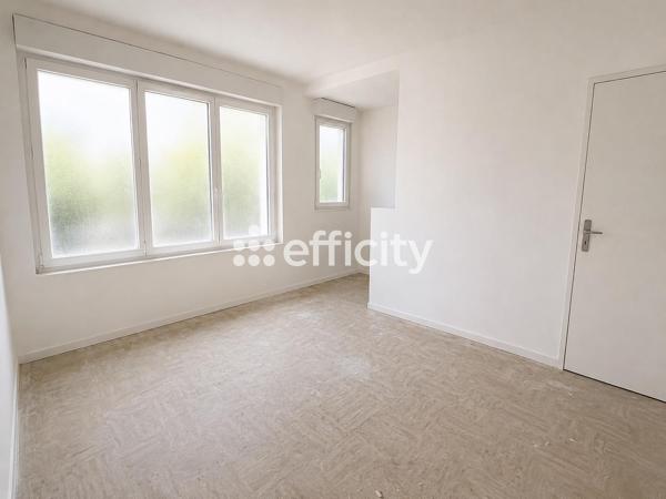 Appartement
         1 pièce
        - 17 m² 84 000 € *