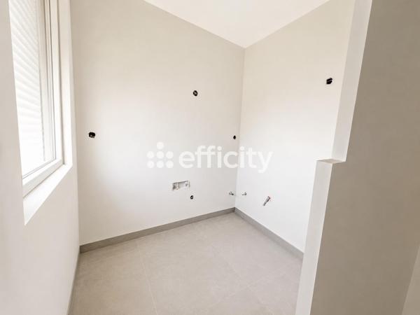 Appartement
         1 pièce
        - 17 m² 84 000 € *