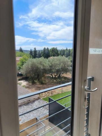 Location                                                      Appartement
                        
                     2 pièces                      38 m2                     à Salernes