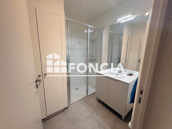 Location Appartement 4 pièces 90 m² - 60 QUAI DU HAVRE Rouen 76000