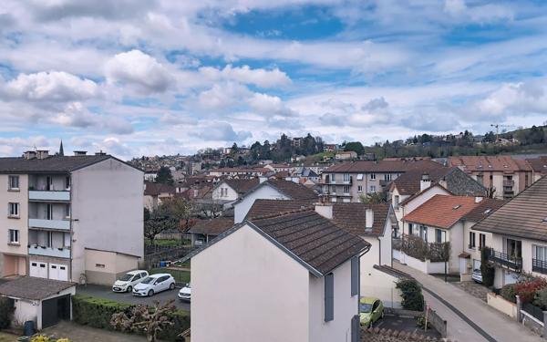 Appartement à vendre    3 pièces •  Aurillac