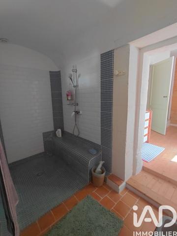 Maison à vendre 8 pièces 280 m² Saint-Quentin-de-Baron