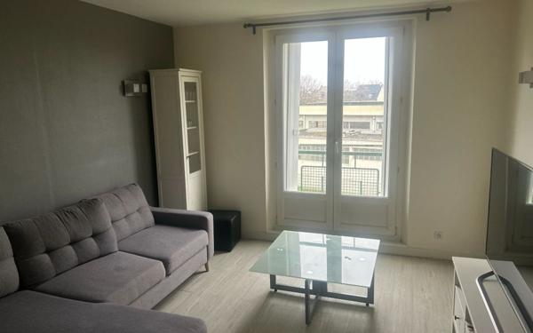Appartement à vendre    3 pièces • 53,20 m2 Lacroix-Saint-Ouen