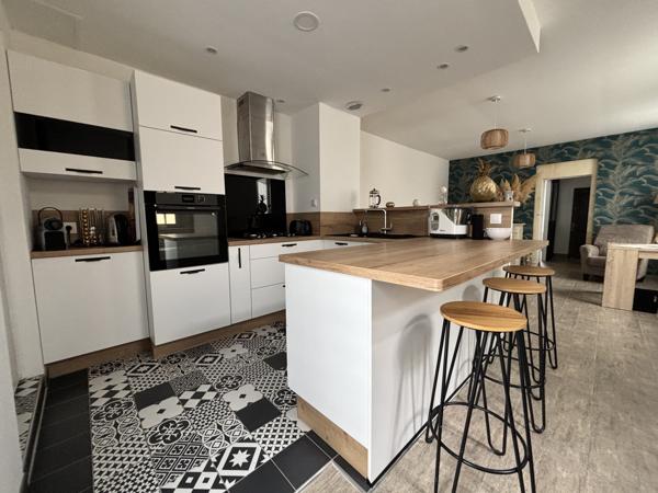 Maison
                                                                                                                                                                                                                                                                                                                        3 pièce(s)                                                                                                                                                                                                          1 chambre(s)                                                                                                                                                                                                          59.16  m²