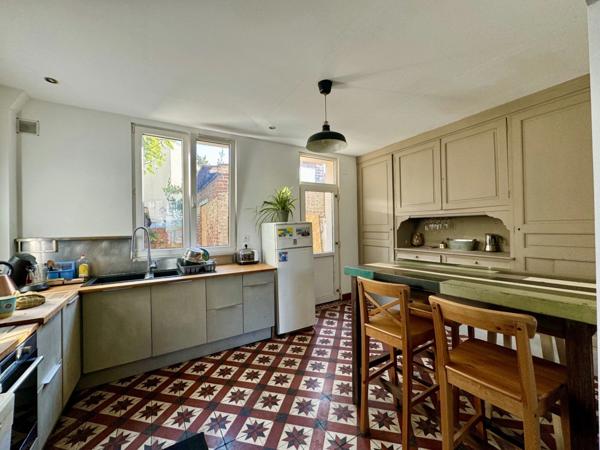 Maison de ville 2 pièces et combles aménagés