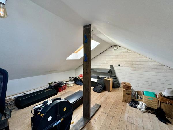 Maison de ville 2 pièces et combles aménagés