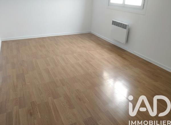 Maison à vendre 4 pièces 90 m² Sablé-sur-Sarthe