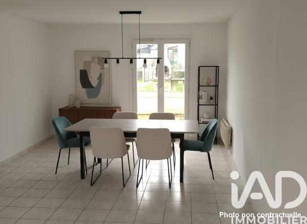 Maison à vendre 4 pièces 90 m² Sablé-sur-Sarthe