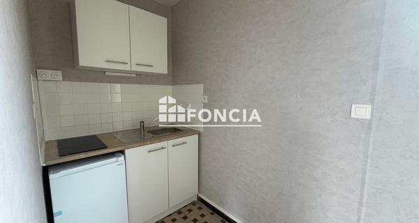 Location Appartement 2 pièces 33.61 m² - Clermont-ferrand 63100