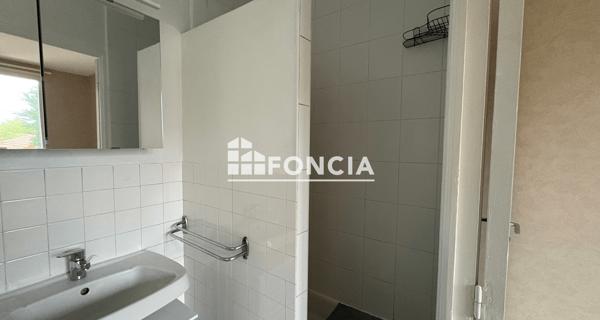Location Appartement 2 pièces 33.61 m² - Clermont-ferrand 63100
