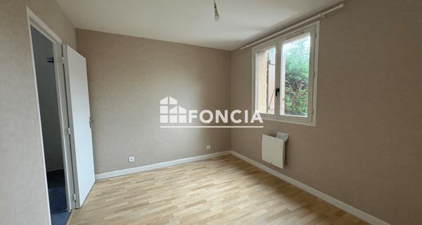 Location Appartement 2 pièces 33.61 m² - Clermont-ferrand 63100