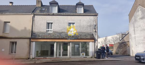 Immeuble - 5 pièces - 140 m²