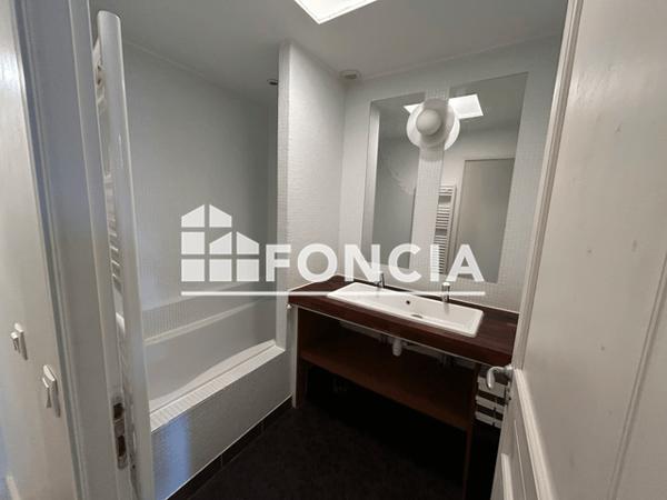 Location Appartement 4 pièces 86.03 m² - 58 BIS COURS JEAN JAURES Grenoble 38000