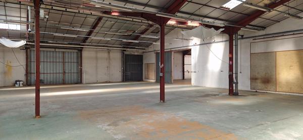 Local D’activité 1373m² – Cholet