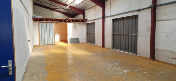 Local D’activité 1373m² – Cholet