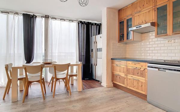 Appartement à louer    5 pièces • 99,23 m2 Brest