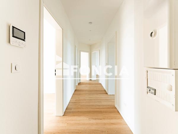 Location Appartement 4 pièces 90.15 m² - 17 RUE DU GENERAL UHRICH Strasbourg 67000