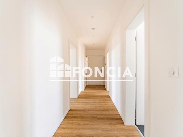 Location Appartement 4 pièces 90.15 m² - 17 RUE DU GENERAL UHRICH Strasbourg 67000