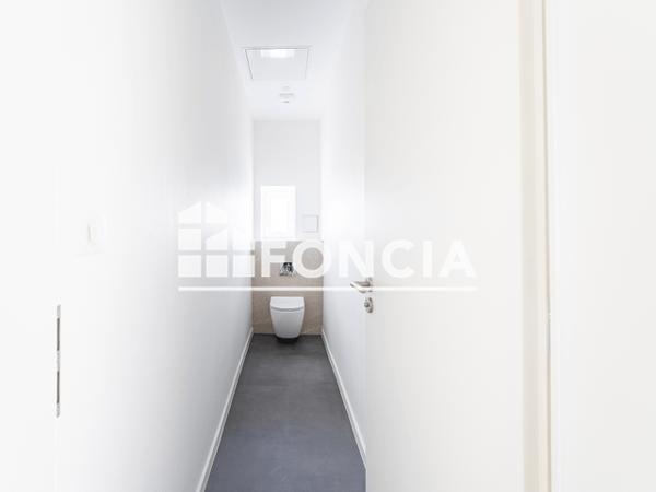 Location Appartement 4 pièces 90.15 m² - 17 RUE DU GENERAL UHRICH Strasbourg 67000