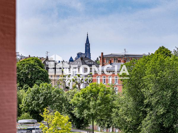 Location Appartement 4 pièces 90.15 m² - 17 RUE DU GENERAL UHRICH Strasbourg 67000