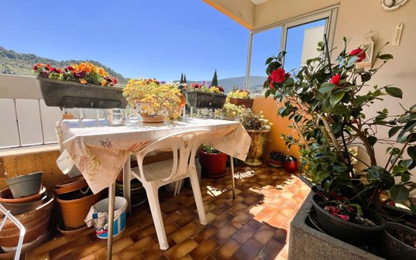 Appartement à vendre    3 pièces •  Les Vans