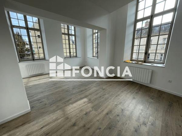 Location Appartement 5 pièces 127.57 m² - 70/74 RUE CAPONIERE Caen 14000