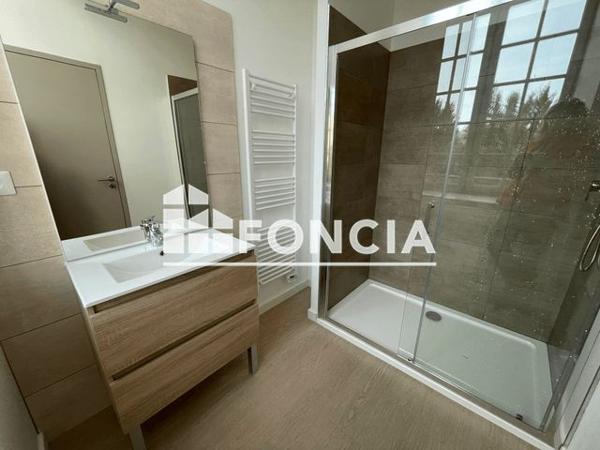 Location Appartement 5 pièces 127.57 m² - 70/74 RUE CAPONIERE Caen 14000