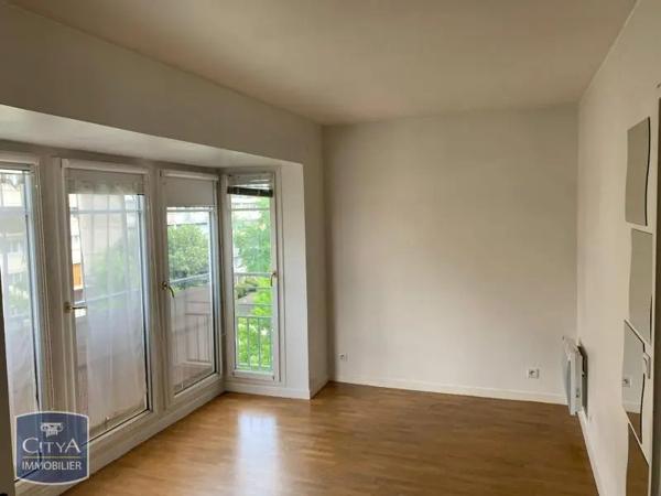 Appartement à louer 1 pièce 21.79m² Vincennes (94300)