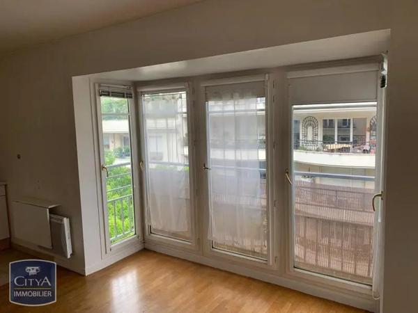 Appartement à louer 1 pièce 21.79m² Vincennes (94300)