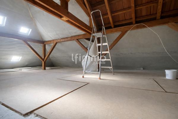 Maison plain-pied surélevé dans secteur calme