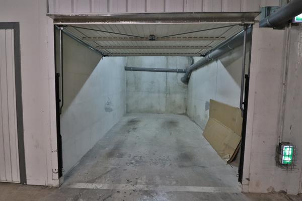 Box fermé - Résidence sécurisée