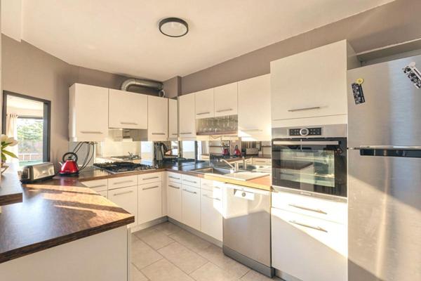 EXCLUSIVITE - Francheville (69) - Maison 5 pièce(s) 111 m2