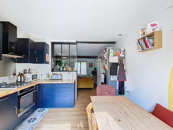 Maison 91m², 3 chambres, rénovée Excellent état À 1.5km de la gare Saint-Laud