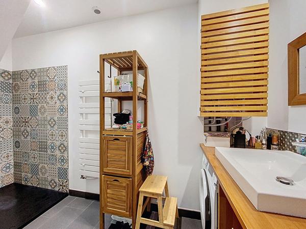 Maison 91m², 3 chambres, rénovée Excellent état À 1.5km de la gare Saint-Laud
