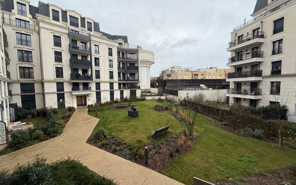 Appartement à louer    3 pièces •  Clamart