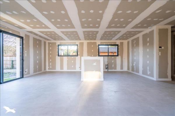 Maison à vendre |  Saint-Jean-d'Illac |  5 pièces | 133 m²