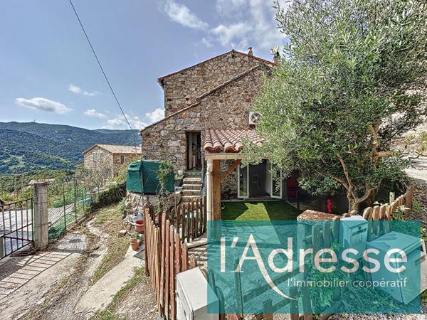 Appartement 2 pièces en duplex 34m² - parcelle de terrain avec bâtisse en pierre - Murzo