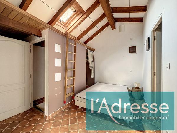 Appartement 2 pièces en duplex 34m² - parcelle de terrain avec bâtisse en pierre - Murzo