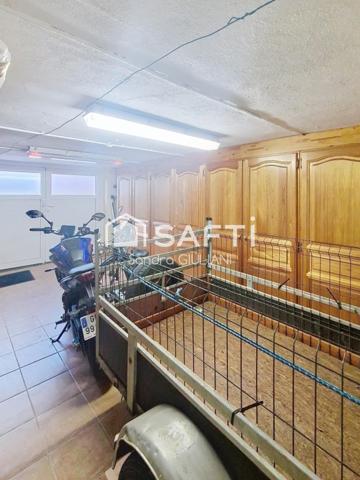 Maison spacieuse avec 3 chambres et un grand sous-sol !