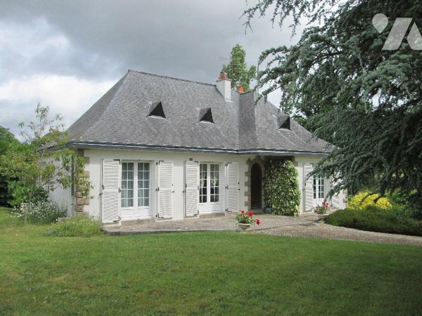 Une maison trois chambres sur 3391 m² de terrain