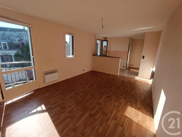 Appartement F2 à vendre  2 pièces - 56 m2 LA CHATRE - 36